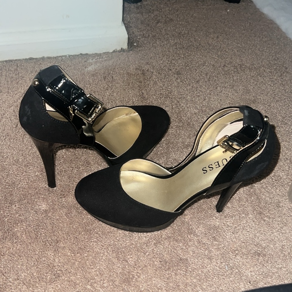 Heels - Picture 4 of 4